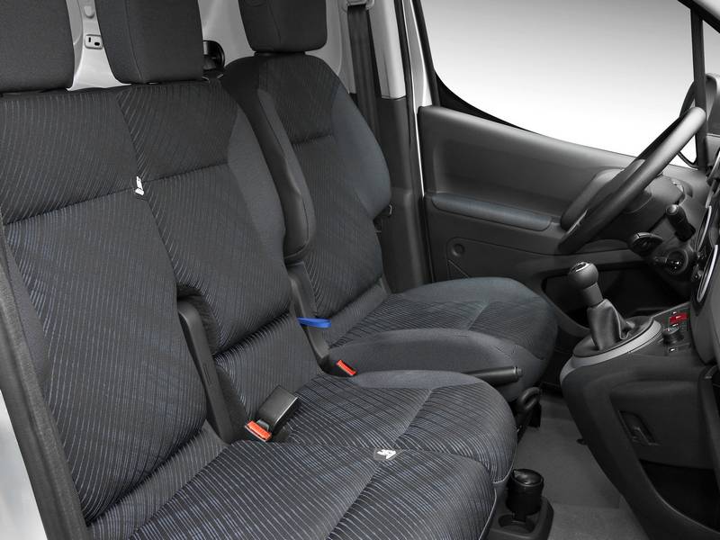 Фото автомобиля Peugeot Partner Fourgon