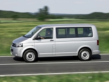 Фото Volkswagen Multivan 2.0 TSI MT №9